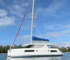 catamaran sailing