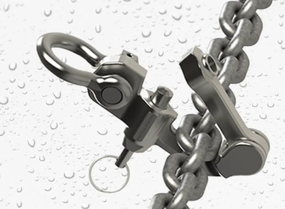 Mantus Marine Chain Hook Closeup